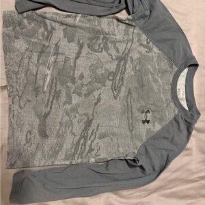 Under Armour Two-Tone Gray Long Sleeve Shirt